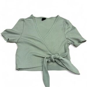 SHEIN Green Puff Sleeve Crop Top